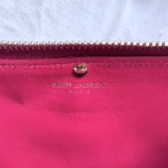 Yves Saint Laurent YSL Y-Line Red Leather Zip Wallet Gold Y Logo - Picture 12 of 16